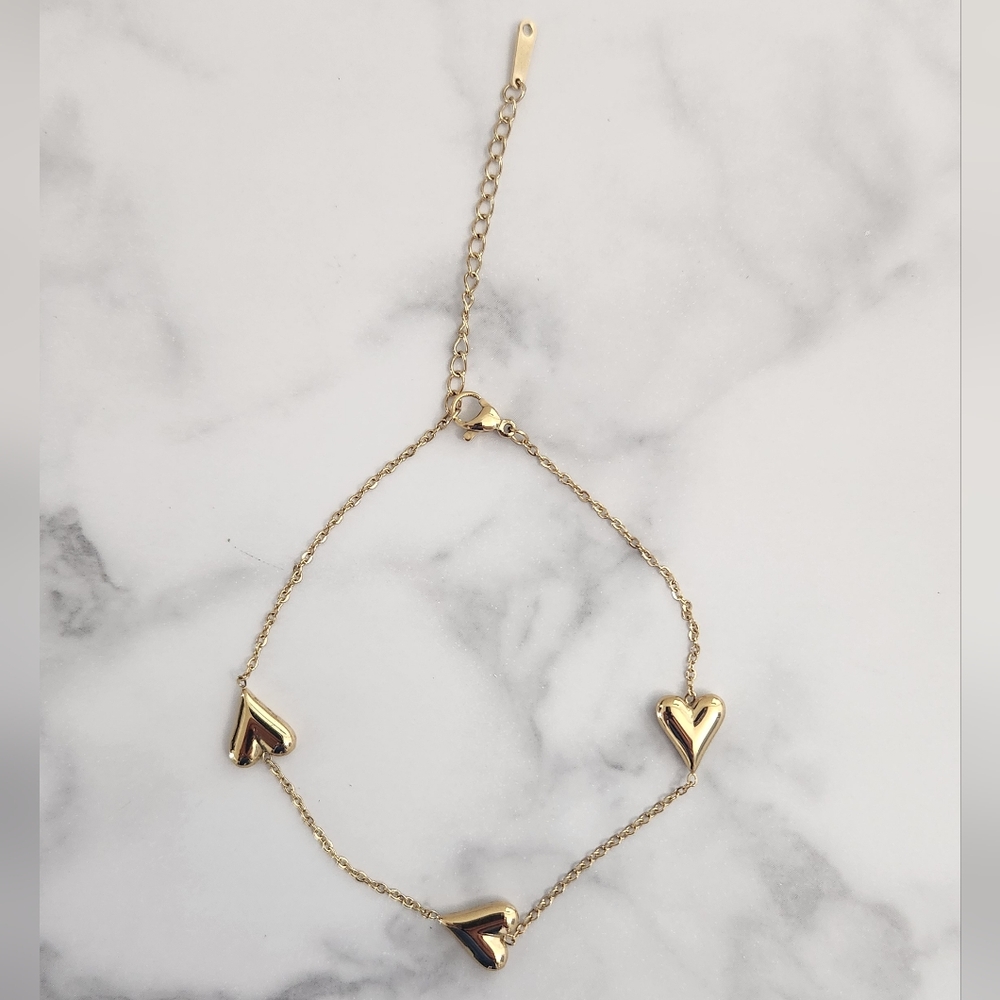 Gold Dainty Triple Heart Charm Ankle Bracelet Minimalist Adjustable Summer Vibe - Picture 10 of 12